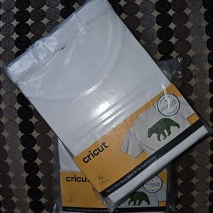 Cricut Men's NWT Infusible Ink T-Shirts 3 L and 3XL